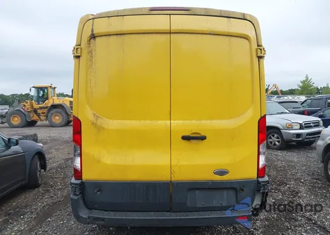 2015 Ford Transit T-250 z USA, uszkodzony, nr VIN 1FTNR2CM7FKA74888